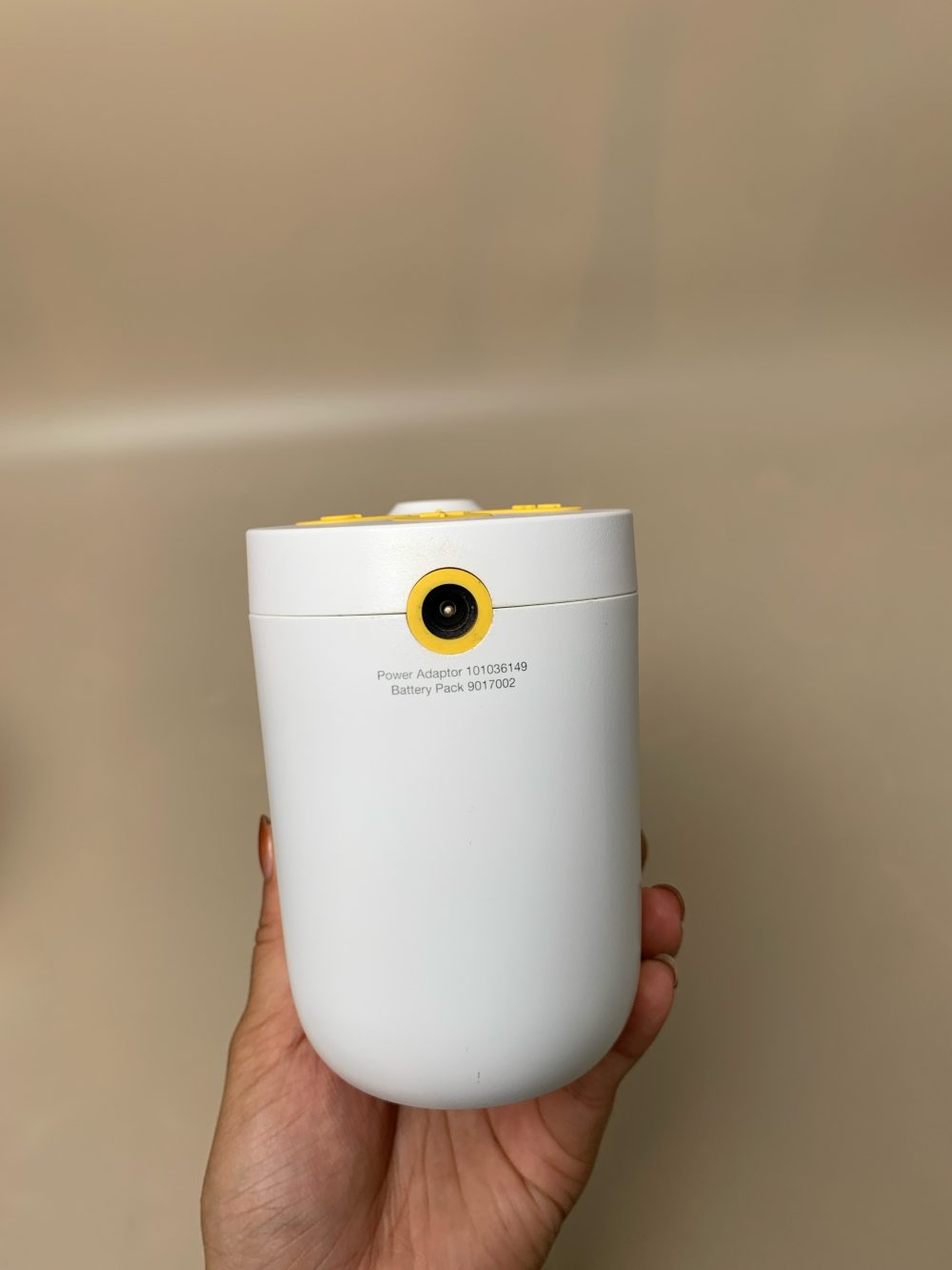 Máy hút sữa Medela Pump in style max flow (bản đầy đủ) kèm 1 bình trữ + núm ti (full box) - Ảnh 40