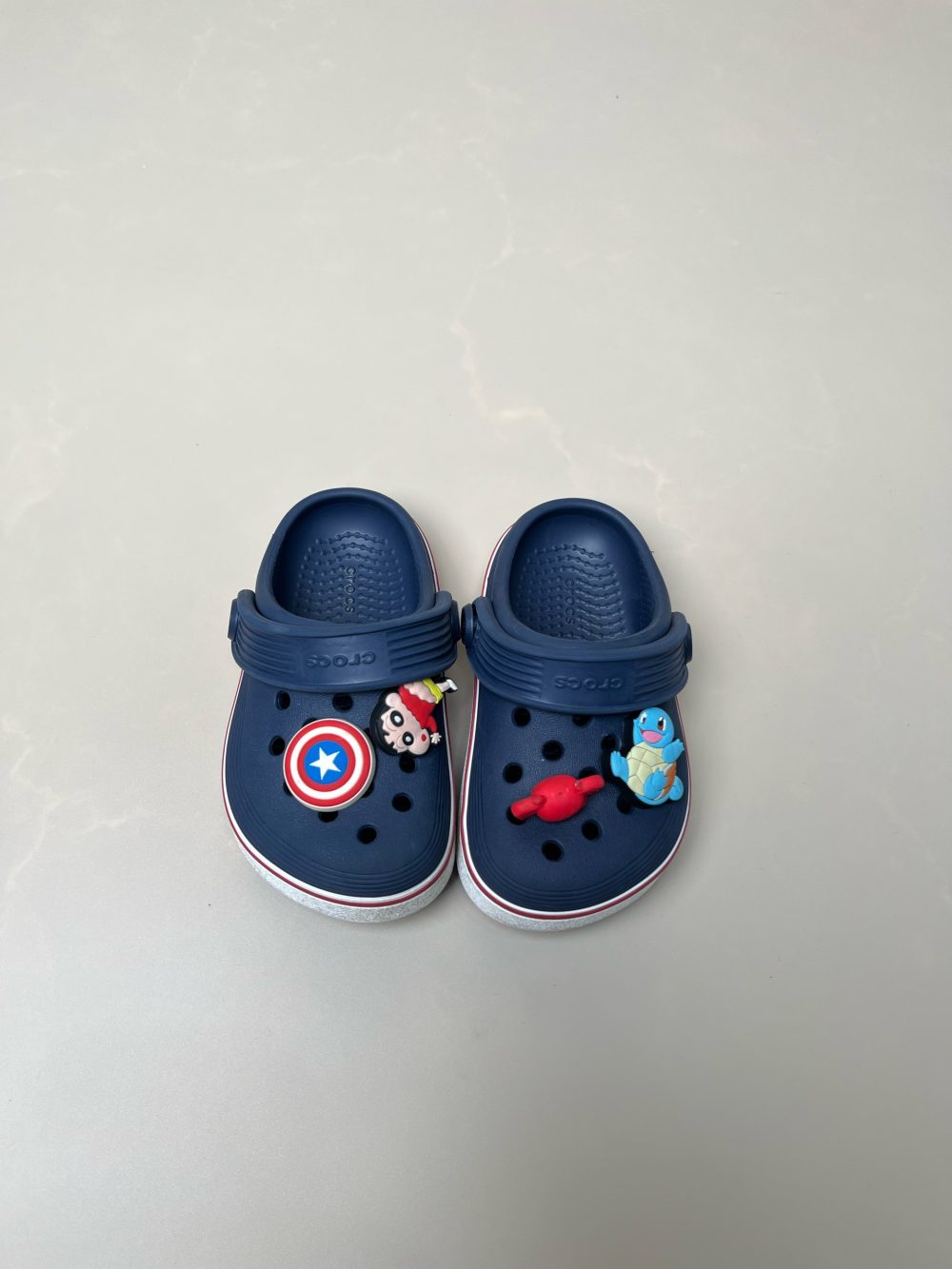 Giày Clog trẻ em crocs màu Navy (size: C6, tặng kèm sticker) - Ảnh 5
