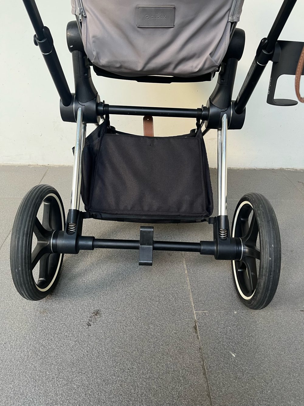 Xe đẩy Cybex Priam 3 khung bạc( size: 0->4y, tối đa 25kg) kèm cúp holder - Ảnh 24