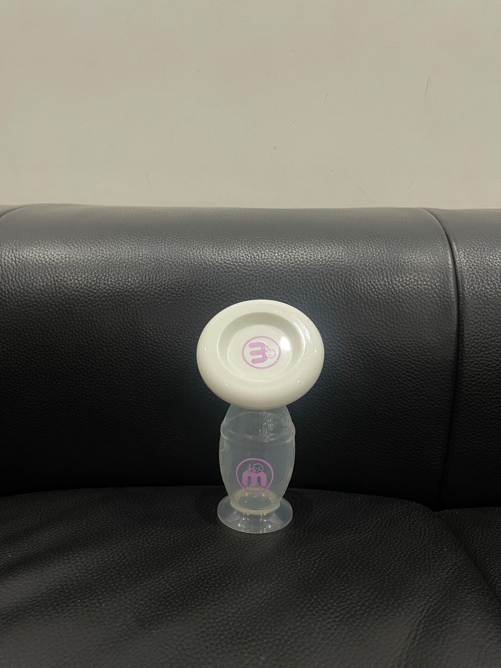 Cốc hứng sữa silicone Mama's Choice - Ảnh 2