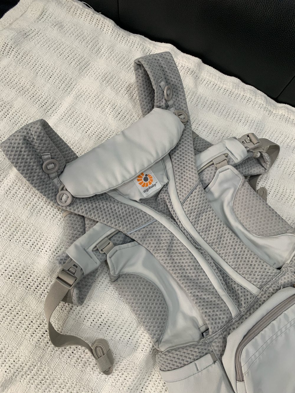 Địu Ergobaby Omni Breeze màu xám - Ảnh 16