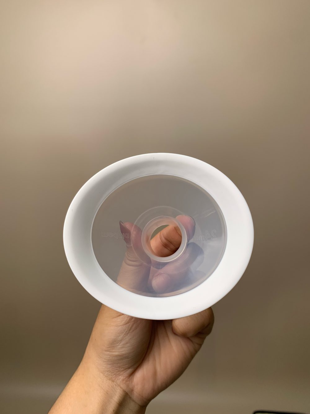Máy hút sữa Medela Pump in style max flow (bản đầy đủ) kèm 1 bình trữ + núm ti (full box) - Ảnh 15