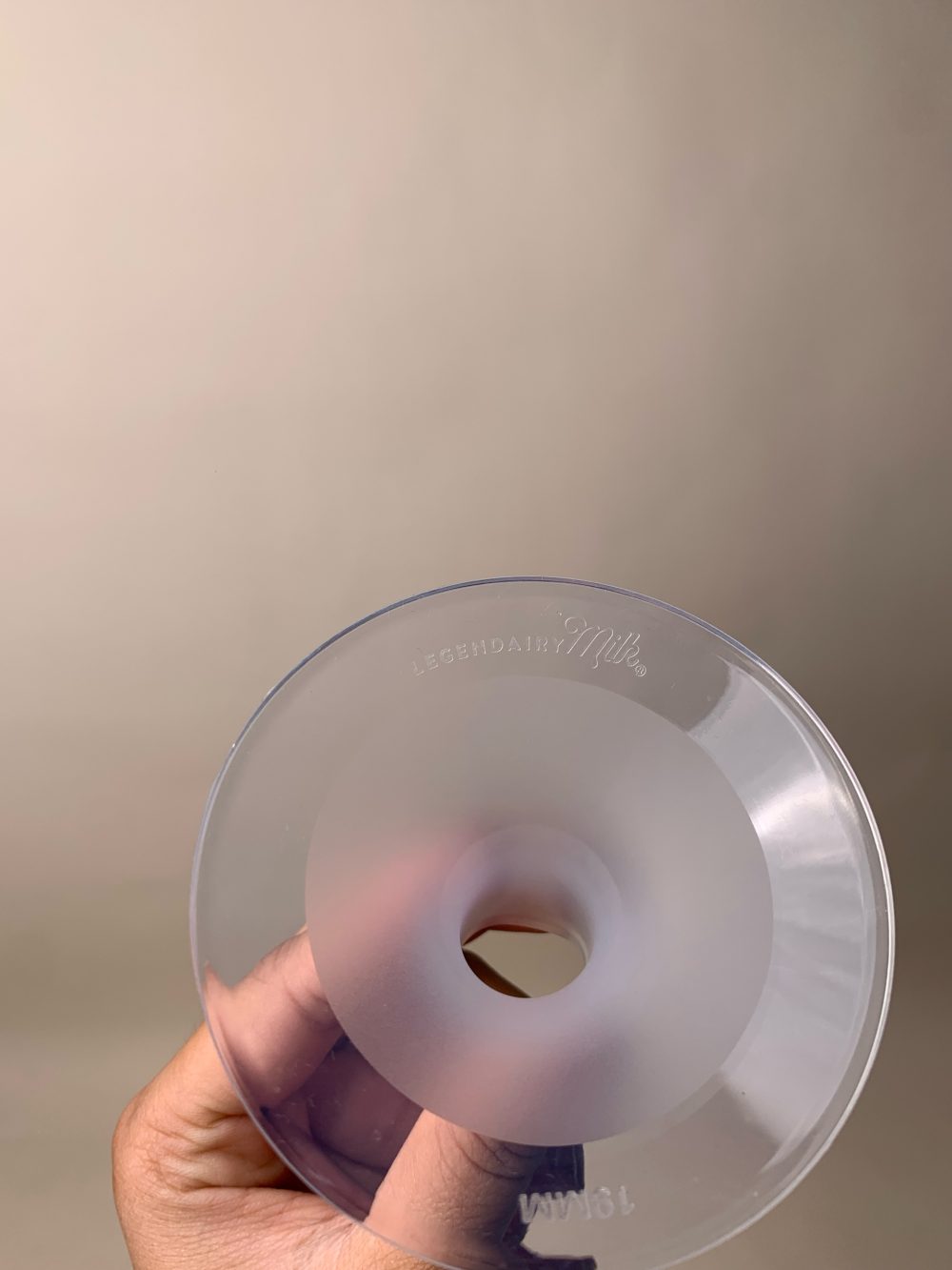 Phễu silicone Legendairy milk - 1 cặp (size 19mm) - Ảnh 3