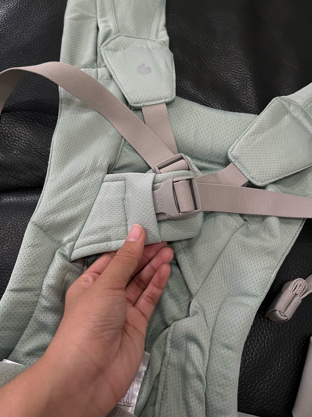 Địu Ergobaby Embrace Soft Air Mesh, Sage (0m->11kg3, full box) - Ảnh 1