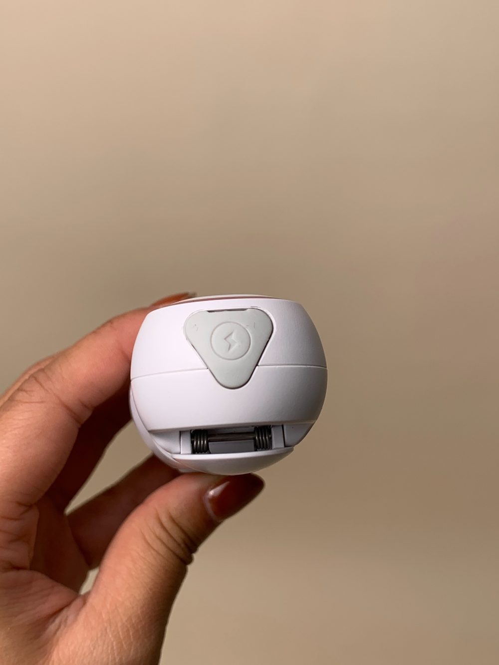 Động cơ máy Momcozy V2 kèm dây sạc - Ảnh 3