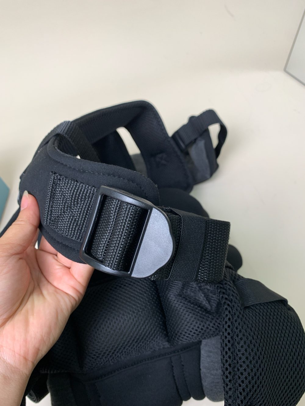 Địu 3 tư thế Mothercare baby carrier màu đen (sơ sinh 3,2-12kg) - Ảnh 4
