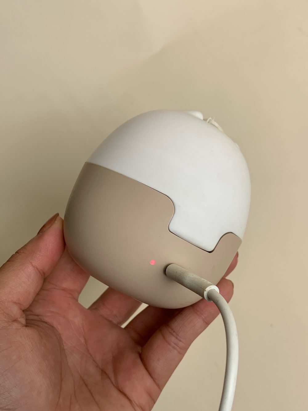 Máy tiệt trùng ti giả Jjobi mini màu be - Ảnh 3