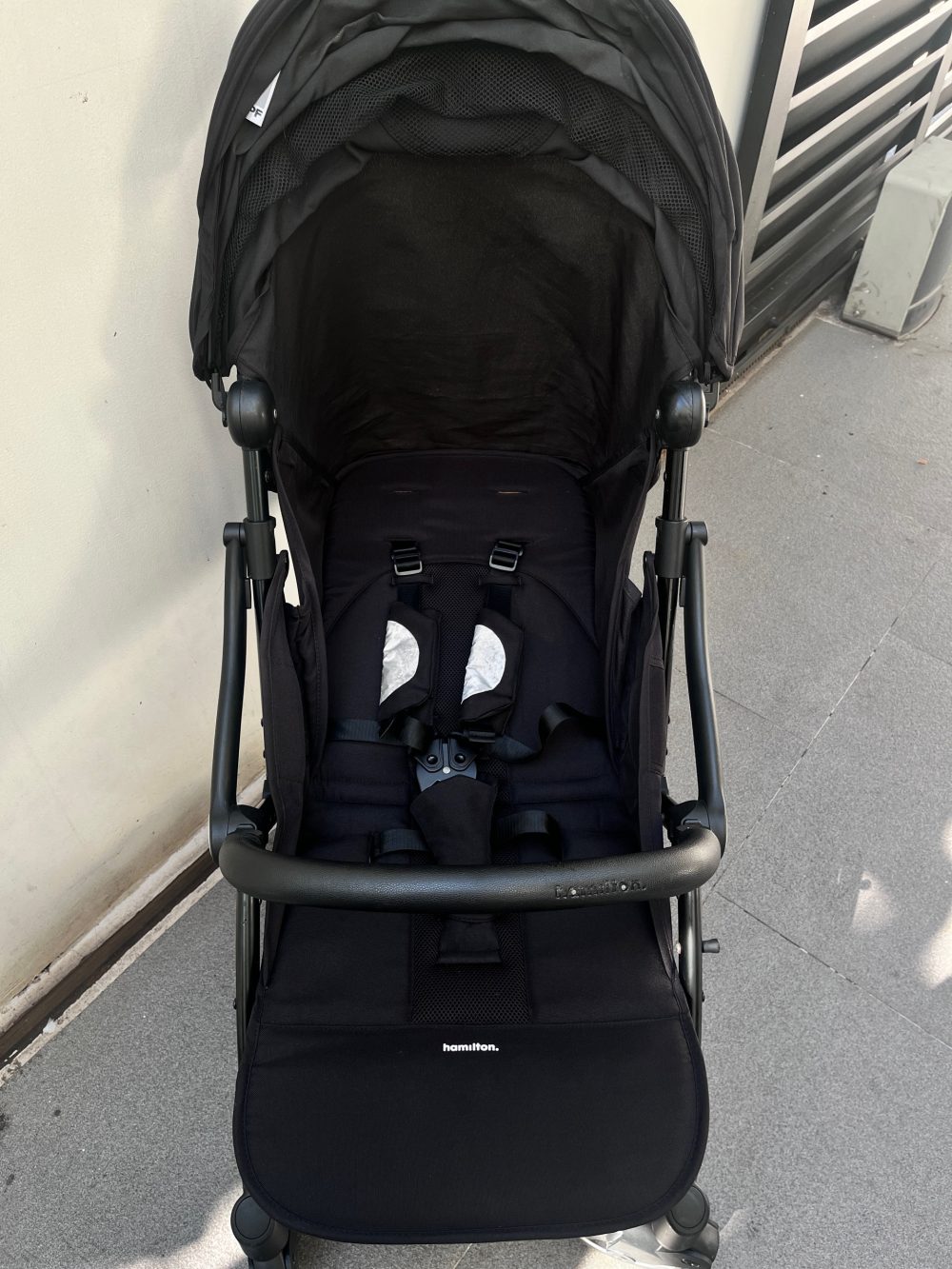 Xe đẩy Hamilton X1 plus màu đen (size: 0m->4y, tối đa 20kg) kèm áo mưa - Ảnh 21