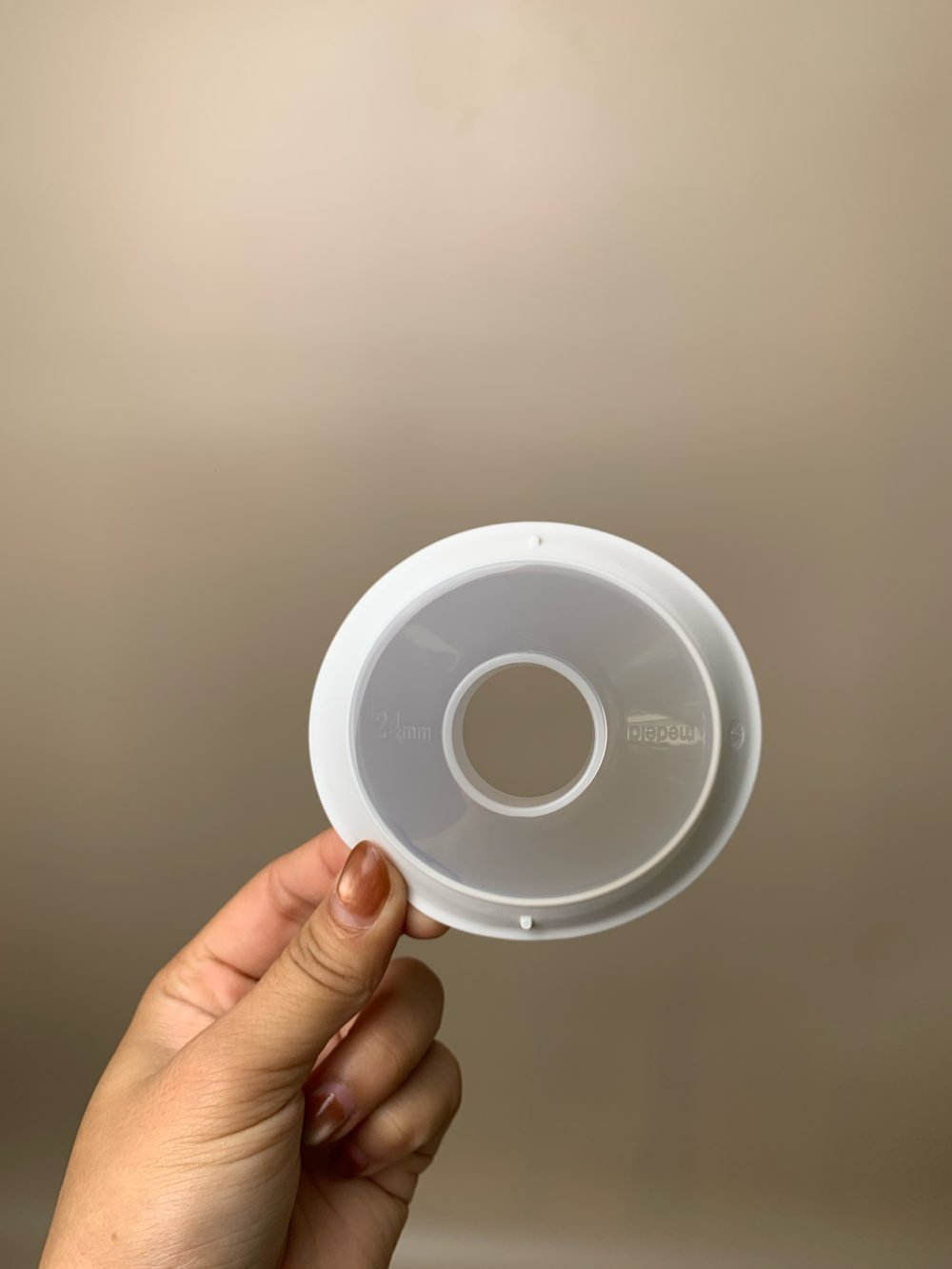 Máy hút sữa Medela Pump in style max flow (bản đầy đủ) kèm 1 bình trữ + núm ti (full box) - Ảnh 16