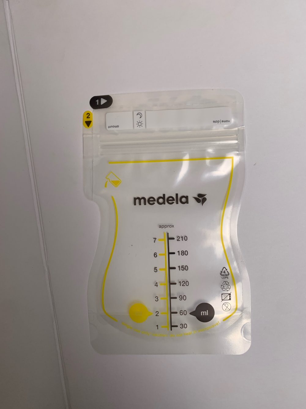 Set 39 túi trữ sữa Medela 210ml tặng 3 túi trữ sữa emoon - Ảnh 2