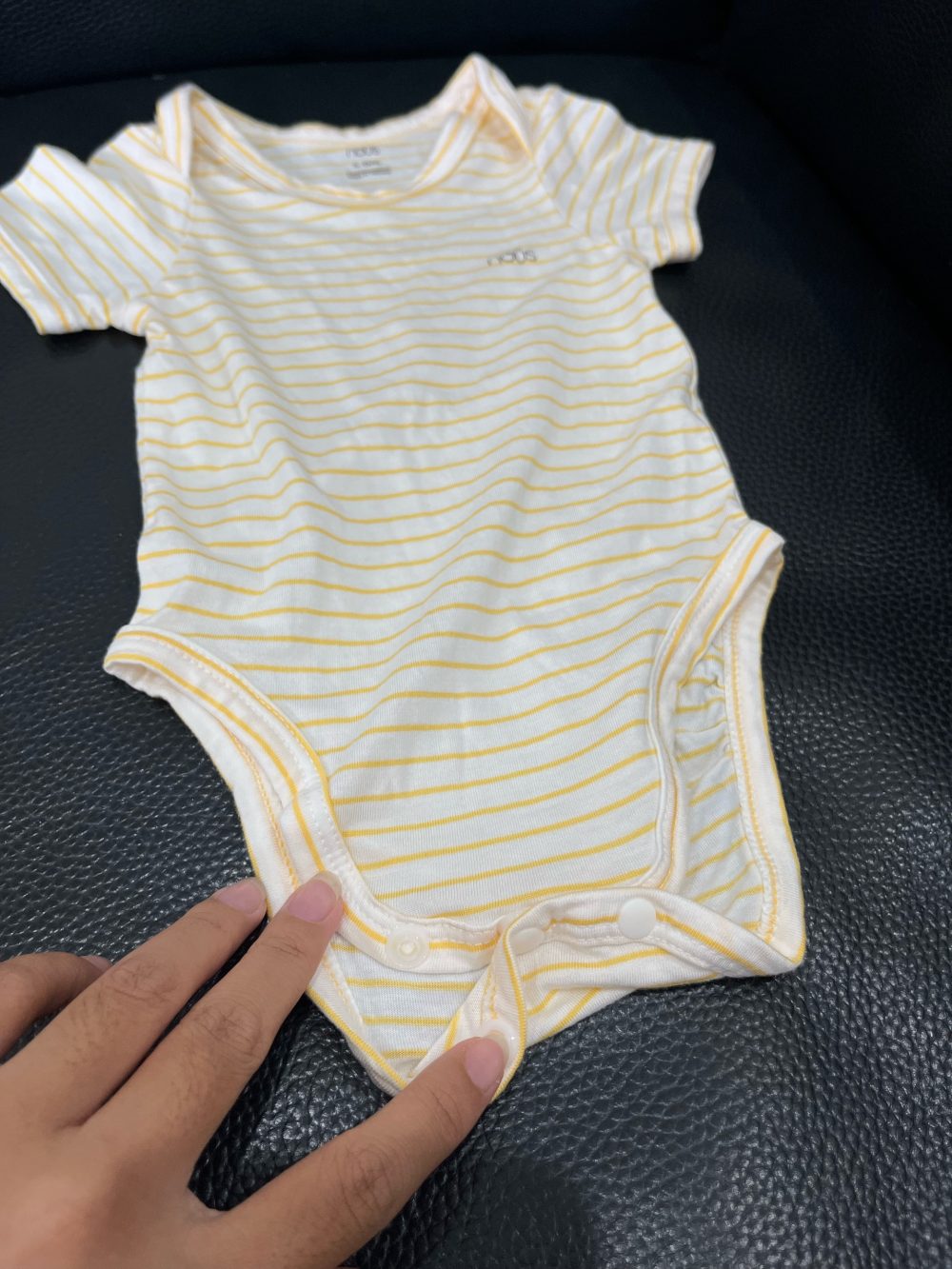 Set 2 bộ bodysuit mix brand nous, little love tặng kèm bodysuit màu xanh Changg - Ảnh 10