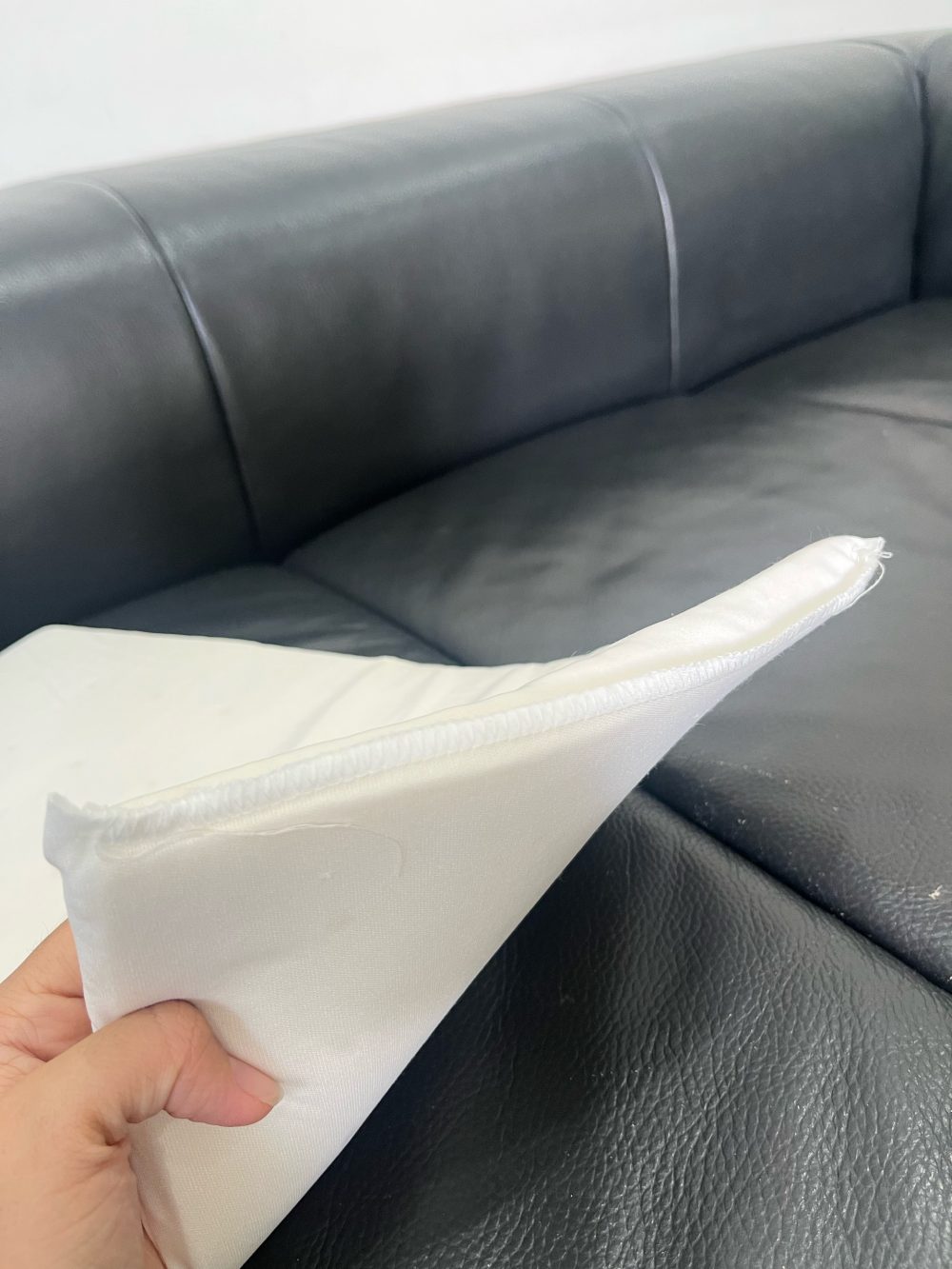 Gối cao su non Monona thêu hoạ tiết gấu hoa - Ảnh 6