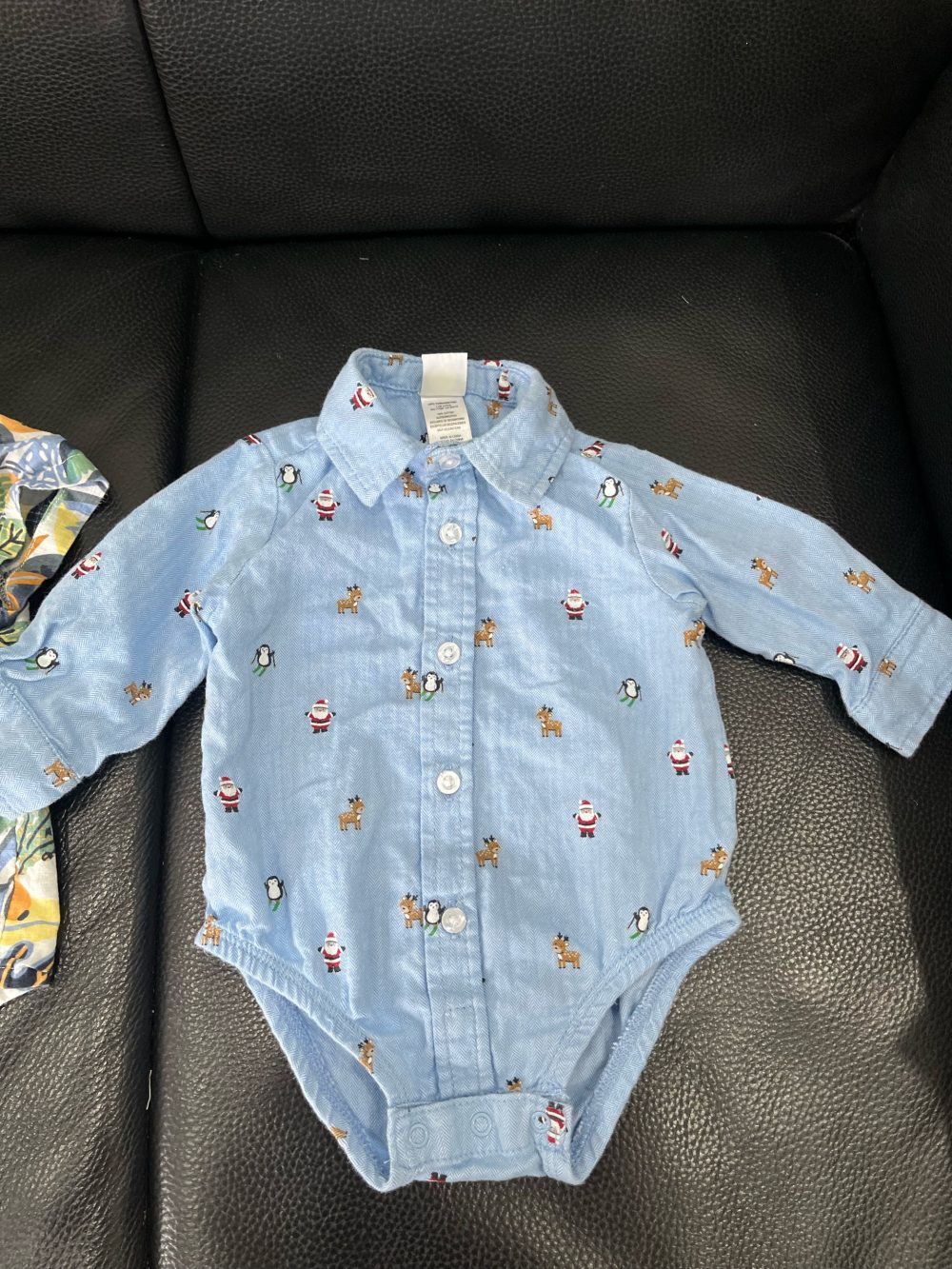 Bộ boduysuit Little me màu xanh hoạ tiết giáng sinh ( size: 3m) Tặng kèm áo Tape À L’oeil ( size: 6m) - Ảnh 8