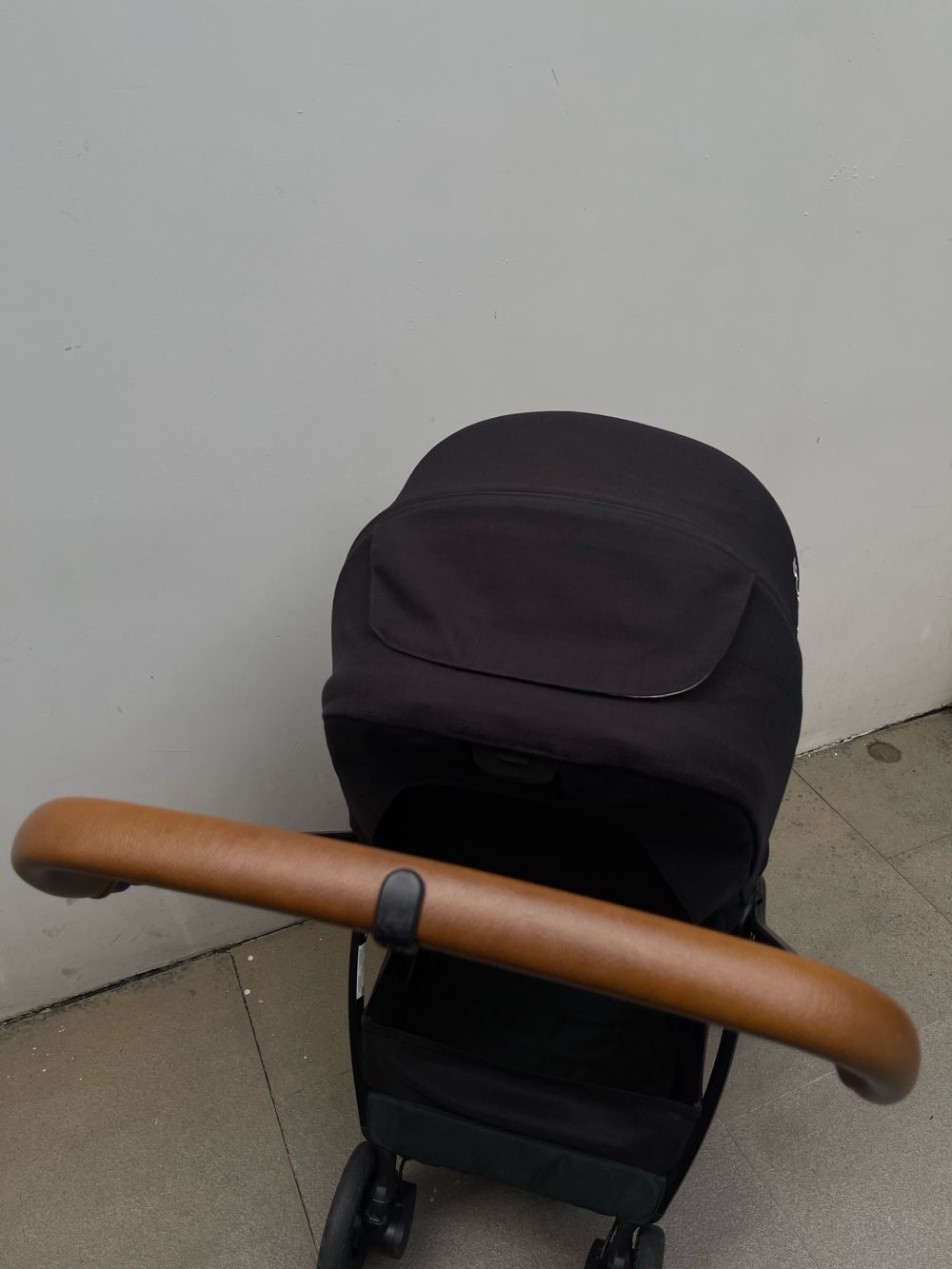 Xe đẩy Nuna Triv màu đen (0->4y, tối đa 22kg) - Ảnh 3