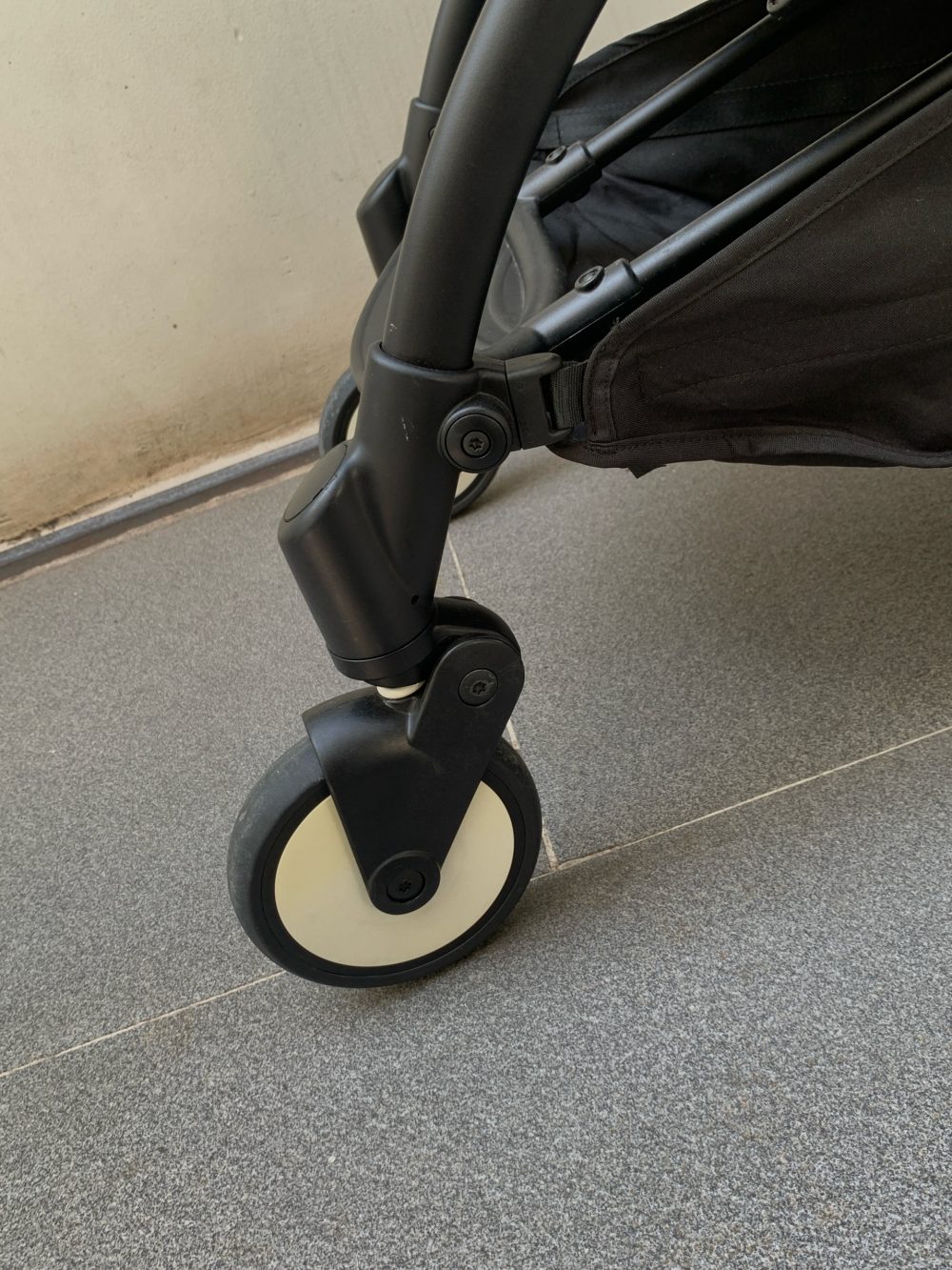 Xe đẩy Babyzen Yoyo+ màu đen khung đen (6m-22kg~4y) - Ảnh 18