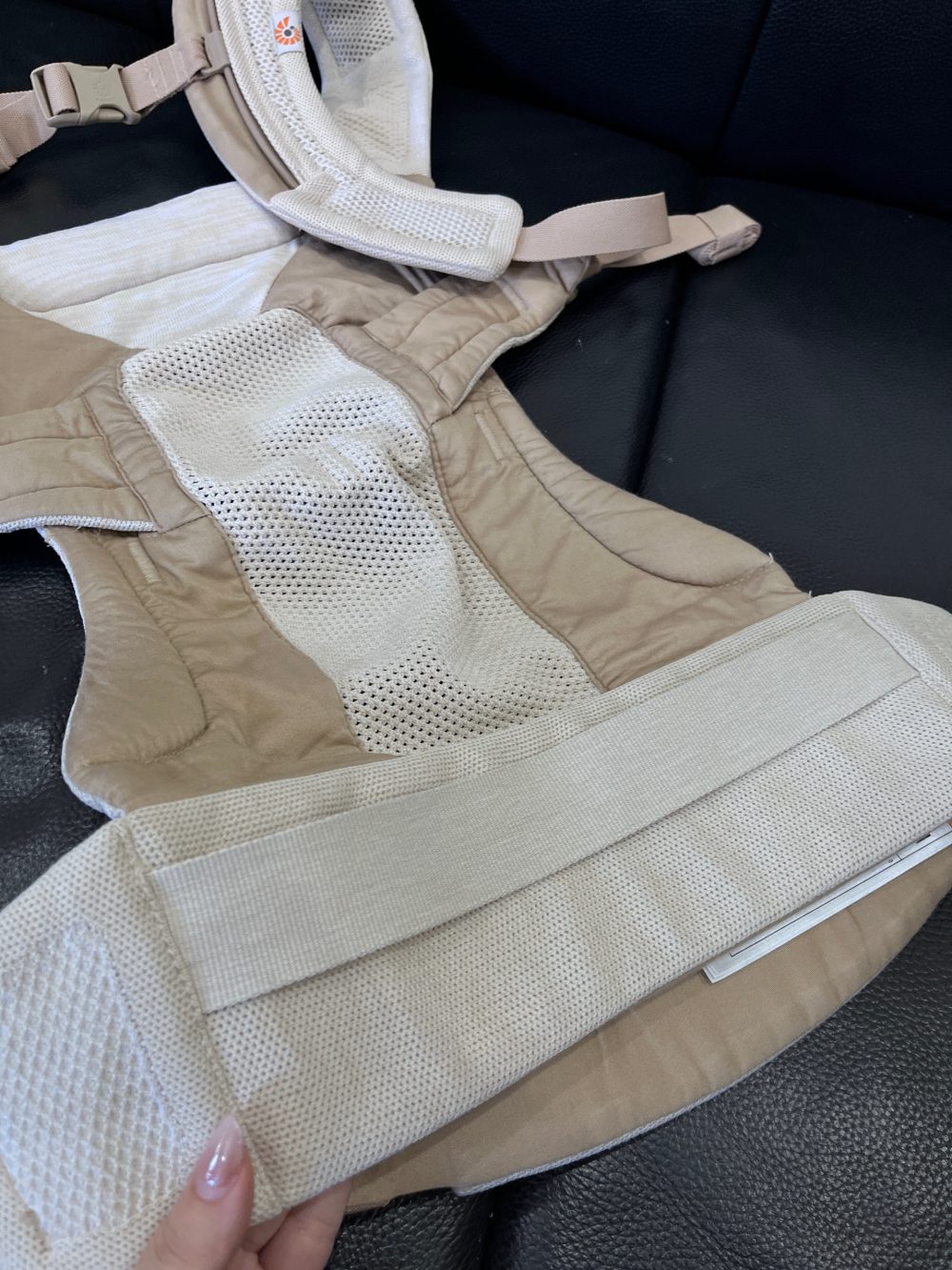 Địu Ergobaby Aerloom màu sandstone - Ảnh 17