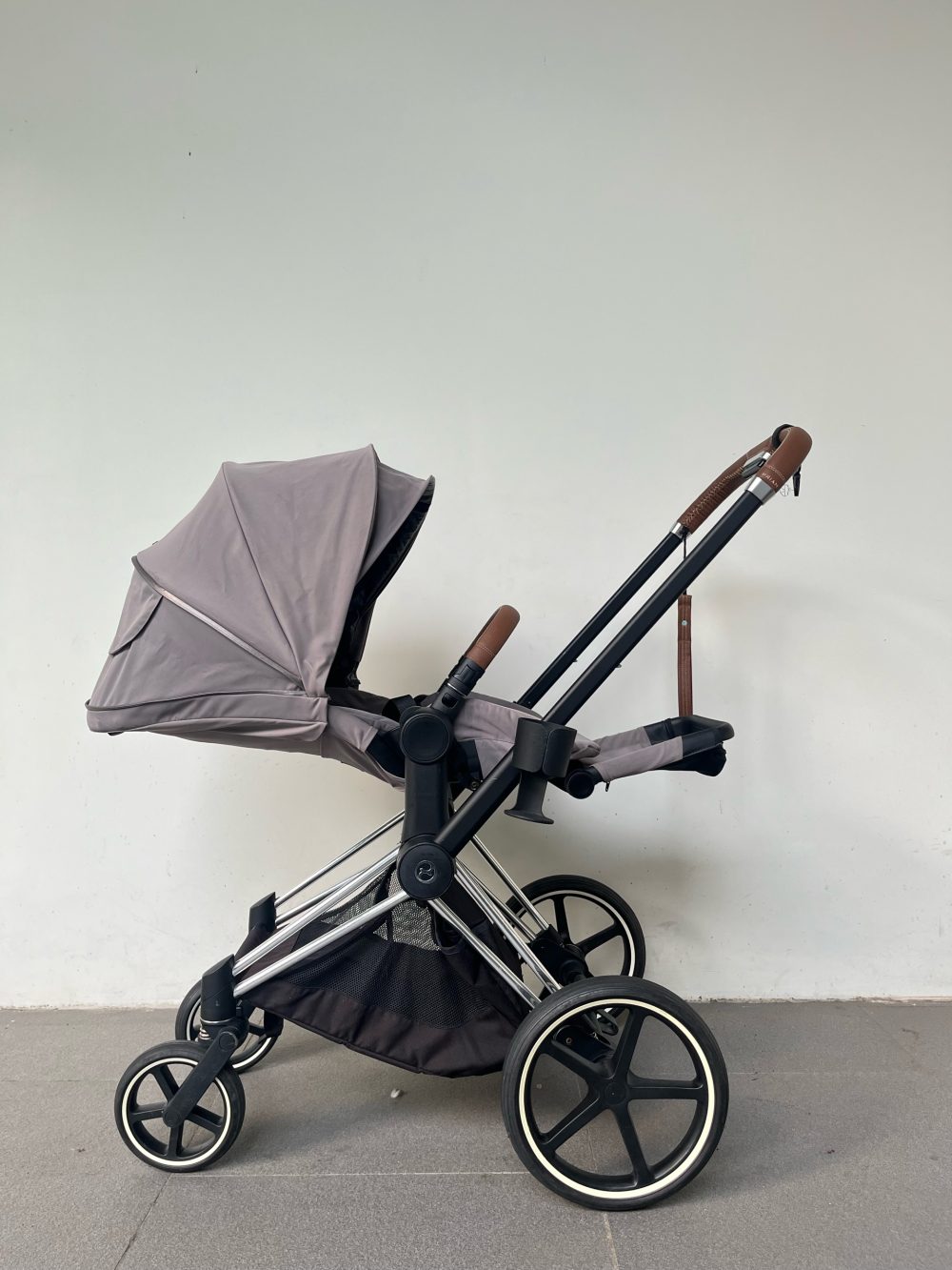 Xe đẩy Cybex Priam 3 khung bạc( size: 0->4y, tối đa 25kg) kèm cúp holder - Ảnh 31