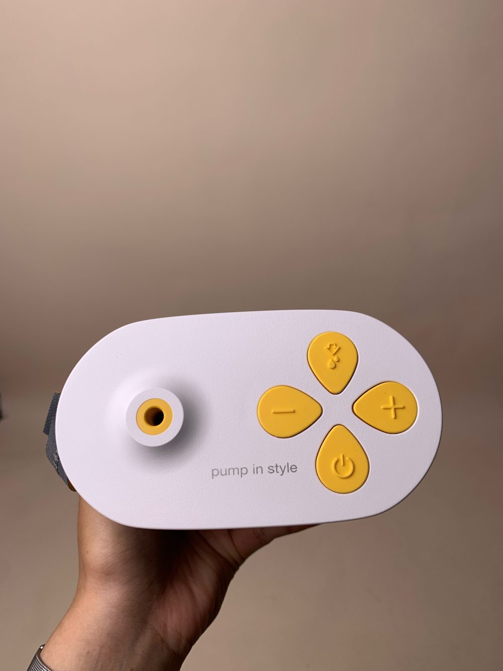 Máy hút sữa Medela Pum in Style Maxflow hand free (cúp rảnh tay) - Ảnh 3