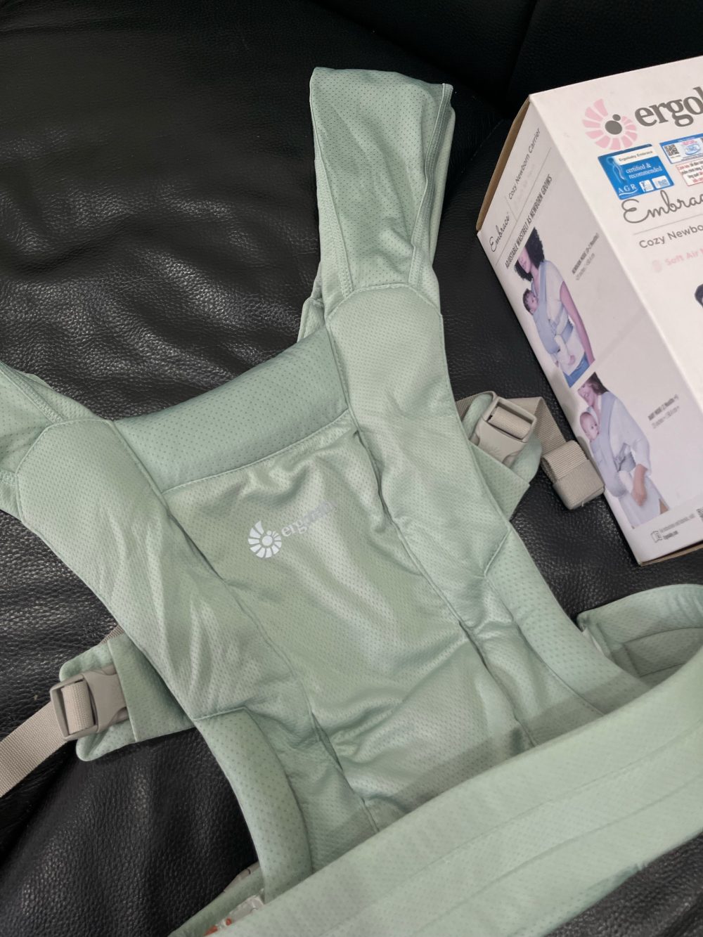 Địu Ergobaby Embrace Soft Air Mesh, Sage (0m->11kg3, full box) - Ảnh 11