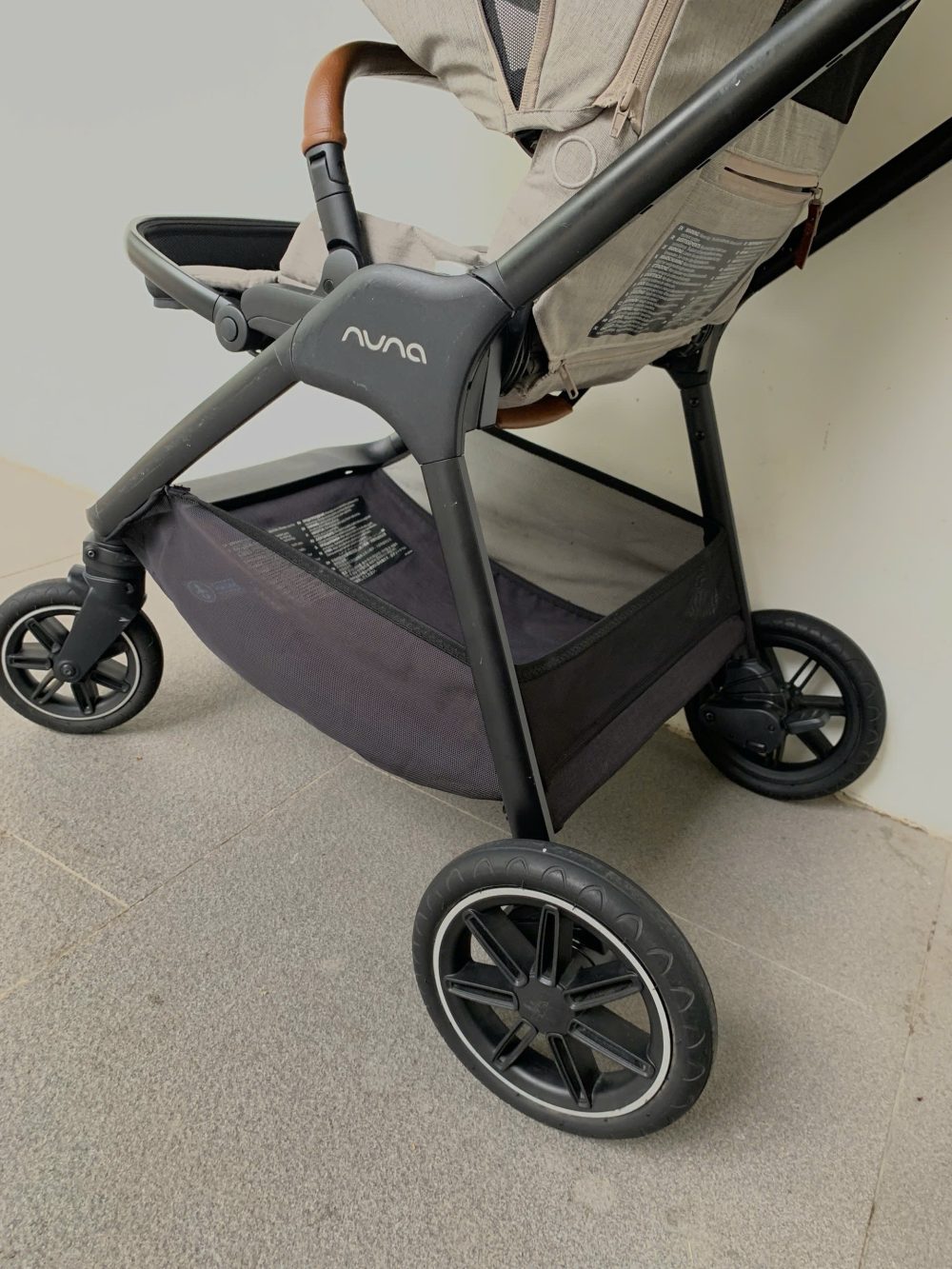 Xe đẩy Nuna triv next (màu xám) - cho bé 0-22kg - Ảnh 3