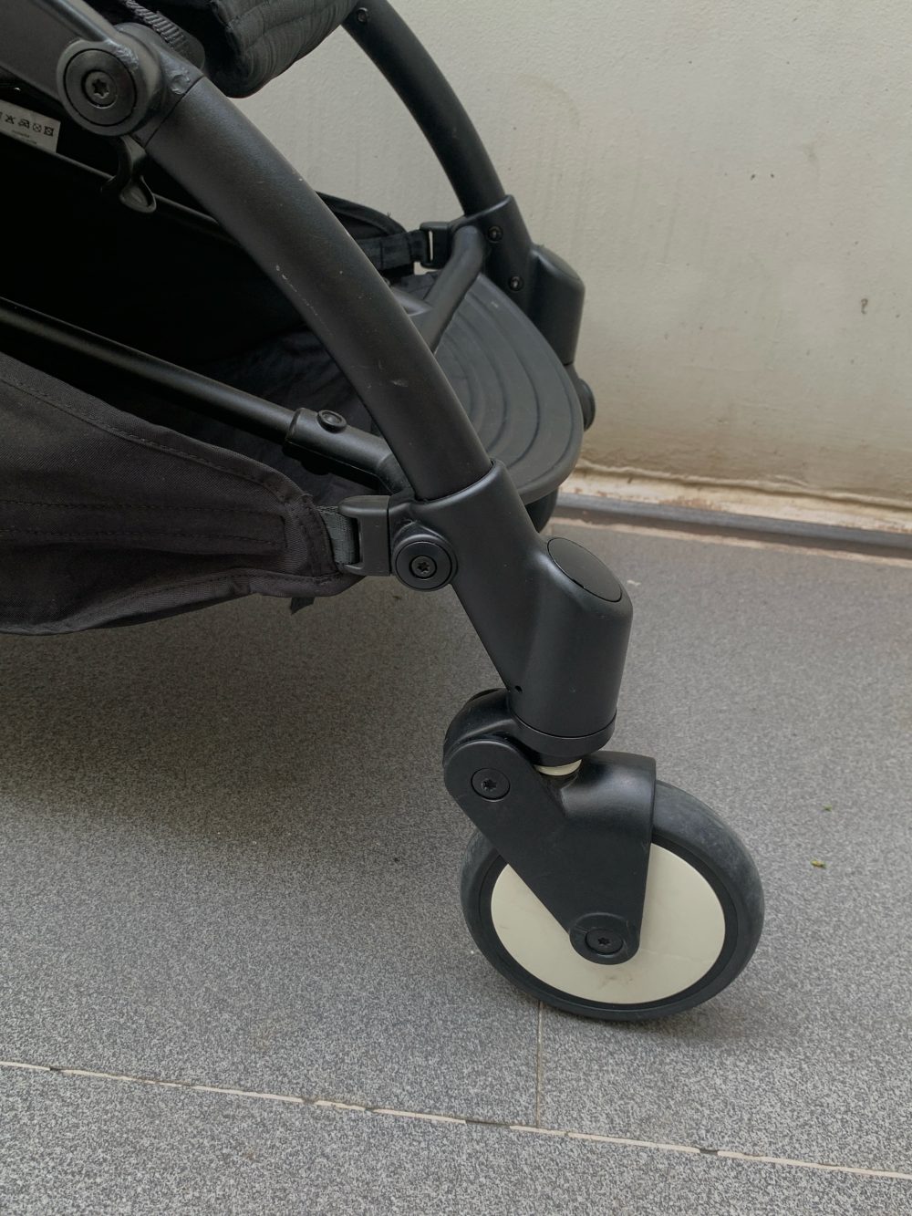 Xe đẩy Babyzen Yoyo+ màu đen khung đen (6m-22kg~4y) - Ảnh 9