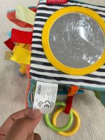 Đồ chơi khám phá Peek&Seek Sensory Discovery Cube Infantino - Ảnh 10