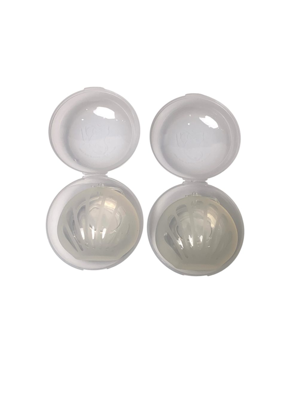 Phễu hứng sữa Coniu gen X hình con sò dùng đc khi nằm - Ảnh 1