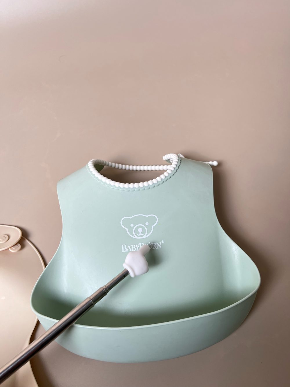 Set 2 yếm ăn dặm BabyBjorn và murlene - Ảnh 3