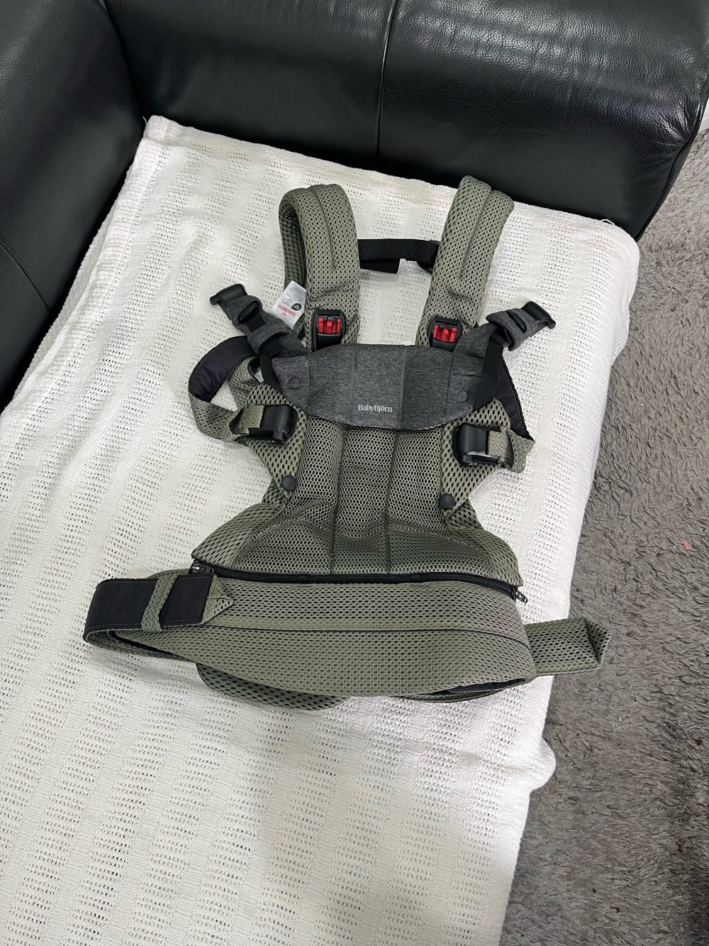 Địu Baby Bjorn Harmony màu xanh rêu - sơ sinh: 3kg2->15kg ( full box) - Ảnh 3