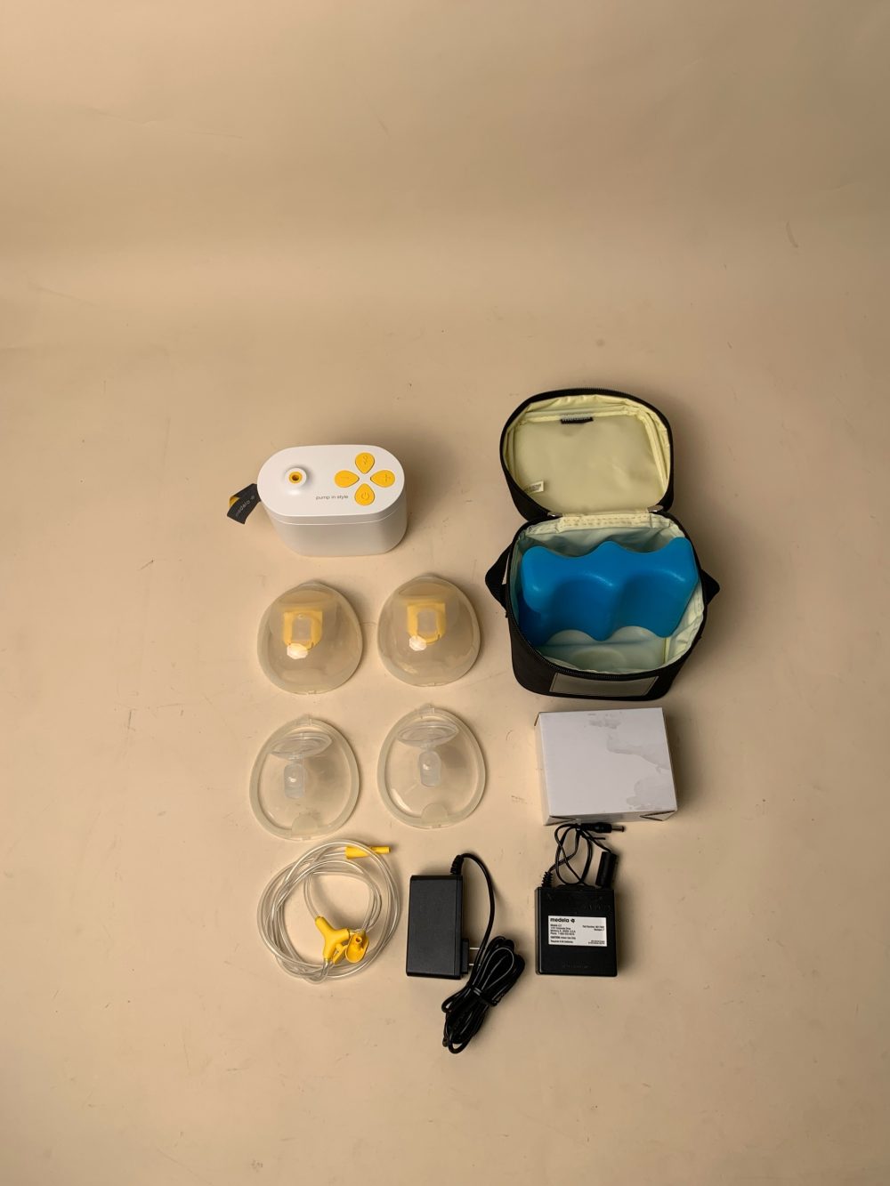 Máy hút sữa Medela Pum in Style Maxflow hand free (cúp rảnh tay) - Ảnh 2