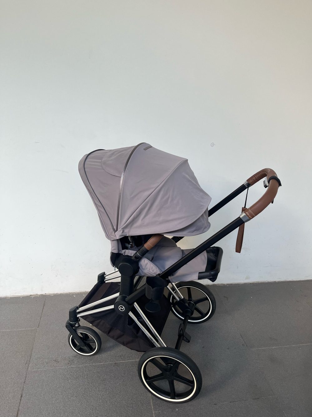 Xe đẩy Cybex Priam 3 khung bạc( size: 0->4y, tối đa 25kg) kèm cúp holder - Ảnh 23