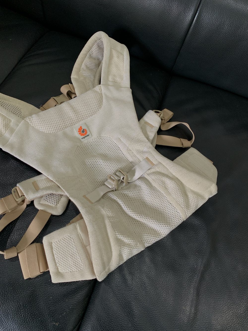Địu cho bé Ergobaby Aerloom màu Sandstone ( 3,2kg-15.9kg~0-36m) - Ảnh 7