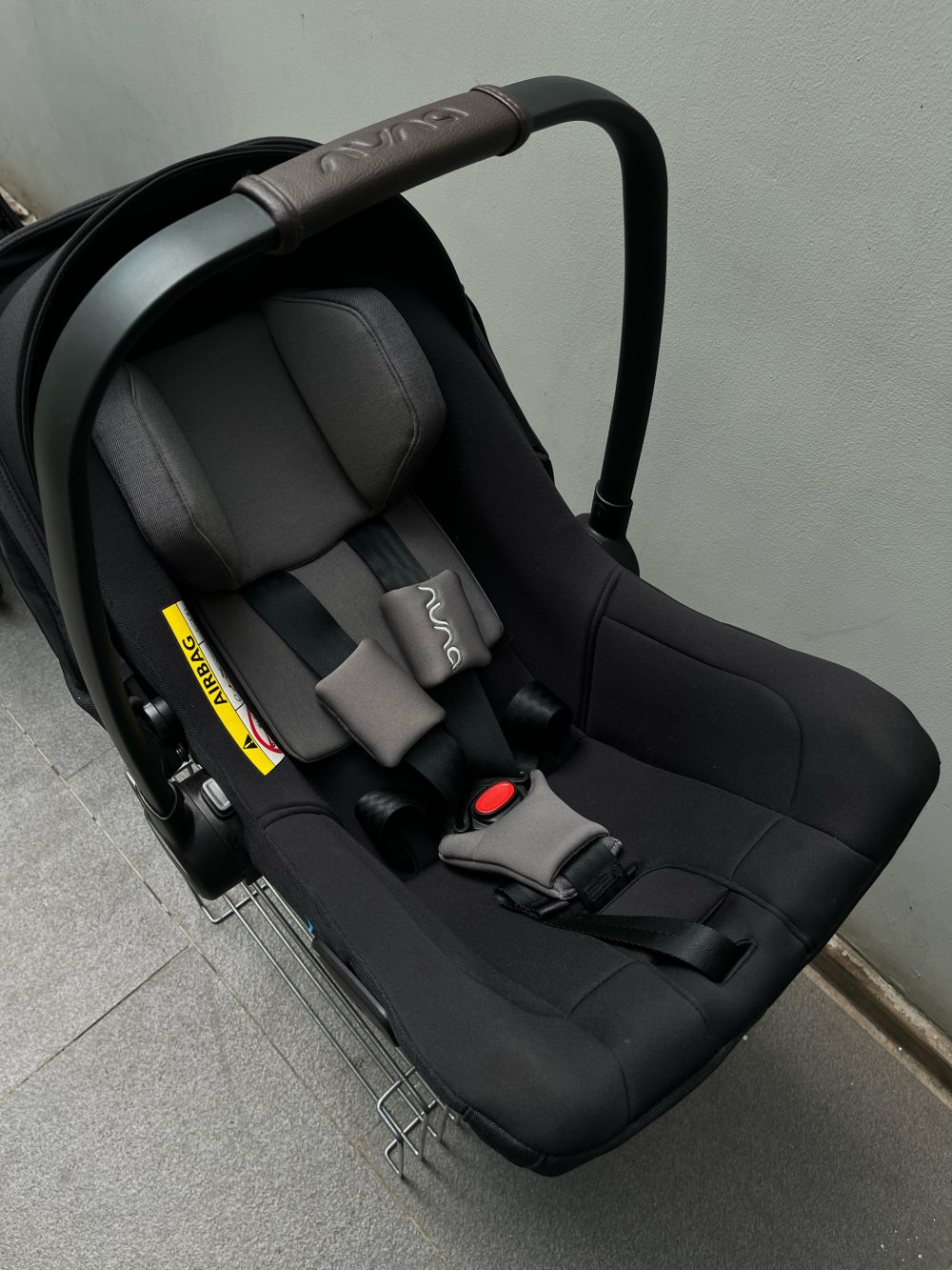 Ghế ngồi ô tô Nuna Pipa Next màu carviar ( size: sơ sinh-> 13kg) - Ảnh 6