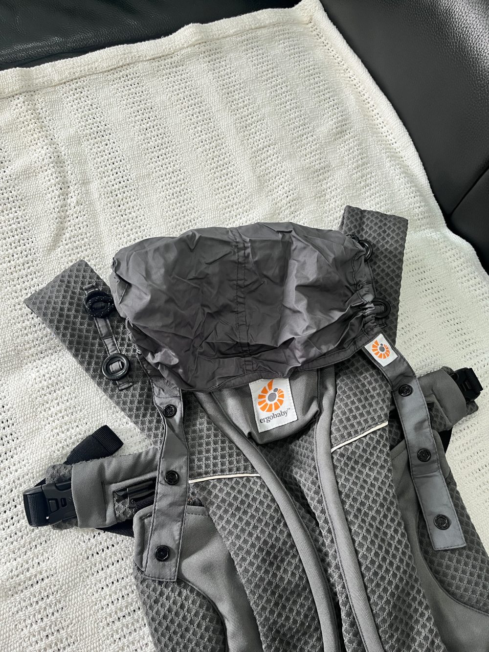 Địu Ergobaby Omni Breeze màu xám (0→4y, tối đa 20kg) tặng kèm yếm địu Ergobaby - Ảnh 2