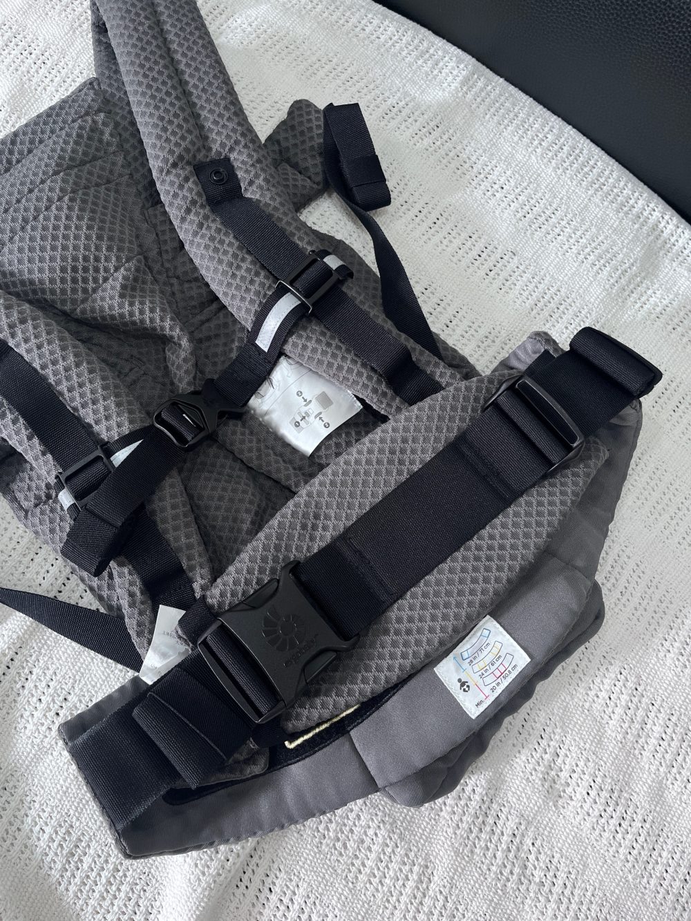 Địu Ergobaby Omni Breeze màu xám (0→4y, tối đa 20kg) tặng kèm yếm địu Ergobaby - Ảnh 14