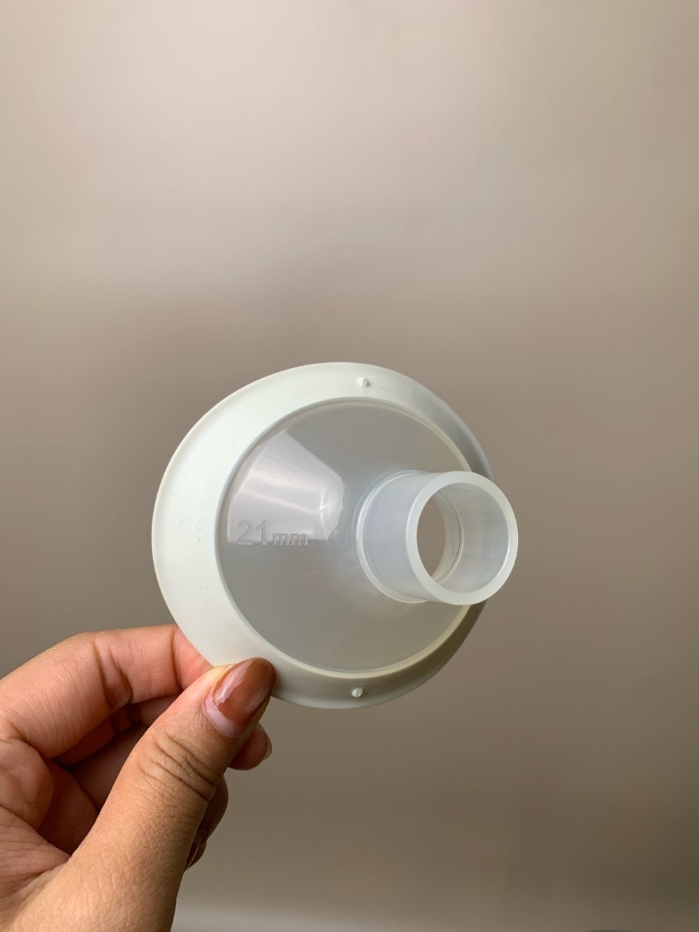 Máy hút sữa Medela Pump in style max flow (bản đầy đủ) kèm 1 bình trữ + núm ti (full box) - Ảnh 48
