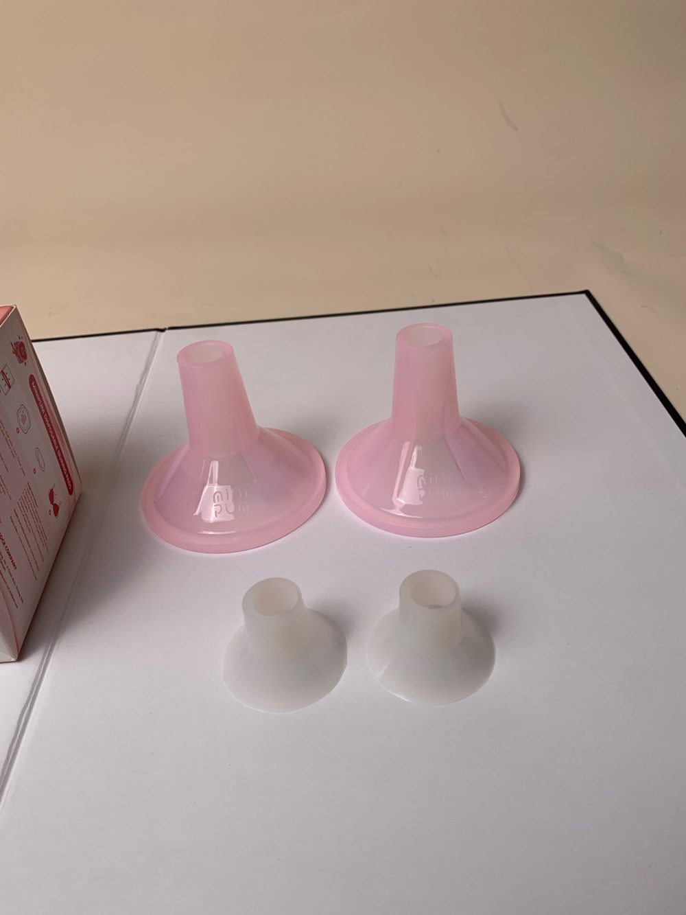Phễu hút sữa MiniPum+đệm hạ size tặng miếng lót thấm sữa MiniPum - Ảnh 5