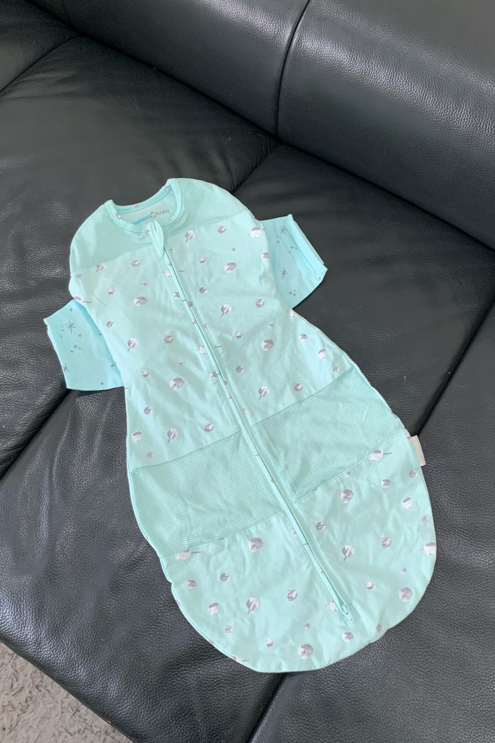 Túi ngủ Happiest baby Snoo 100% hữu cơ hoạ tiết hành tinh màu xanh ngọc (4-6m) - Ảnh 2