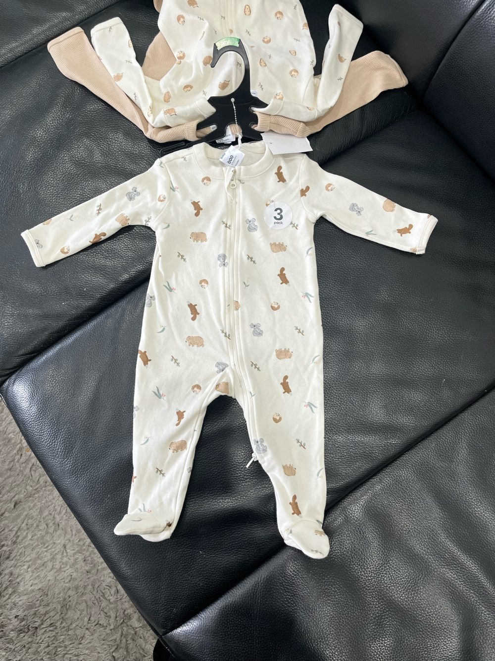 Set 3 bộ bodysuit hoạ tiết gấu, nhím Anko baby ( size:0->3m, new 100%) - Ảnh 2