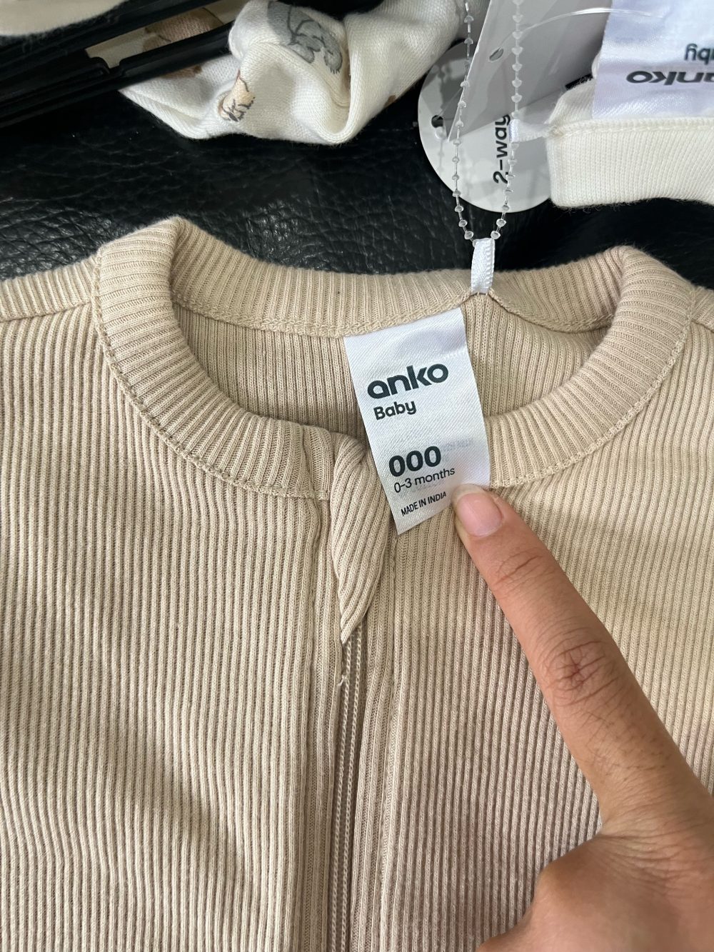 Set 3 bộ bodysuit hoạ tiết gấu, nhím Anko baby ( size:0->3m, new 100%) - Ảnh 3