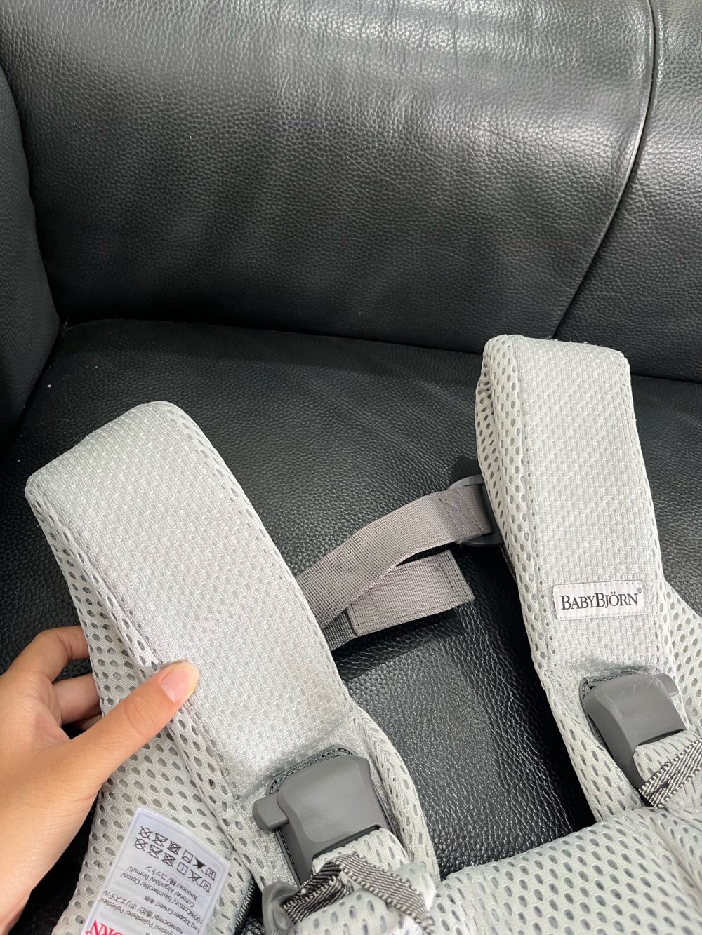 Địu Baby Bjorn One Air 3D mesh màu silver ( size: 0->3y~3kg5->15kg, full box) - Ảnh 3