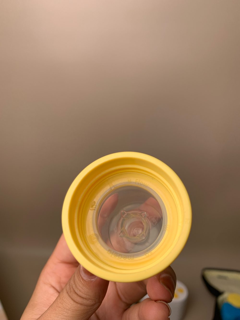 Máy hút sữa Medela Pump in style max flow (bản đầy đủ) kèm 1 bình trữ + núm ti (full box) - Ảnh 30