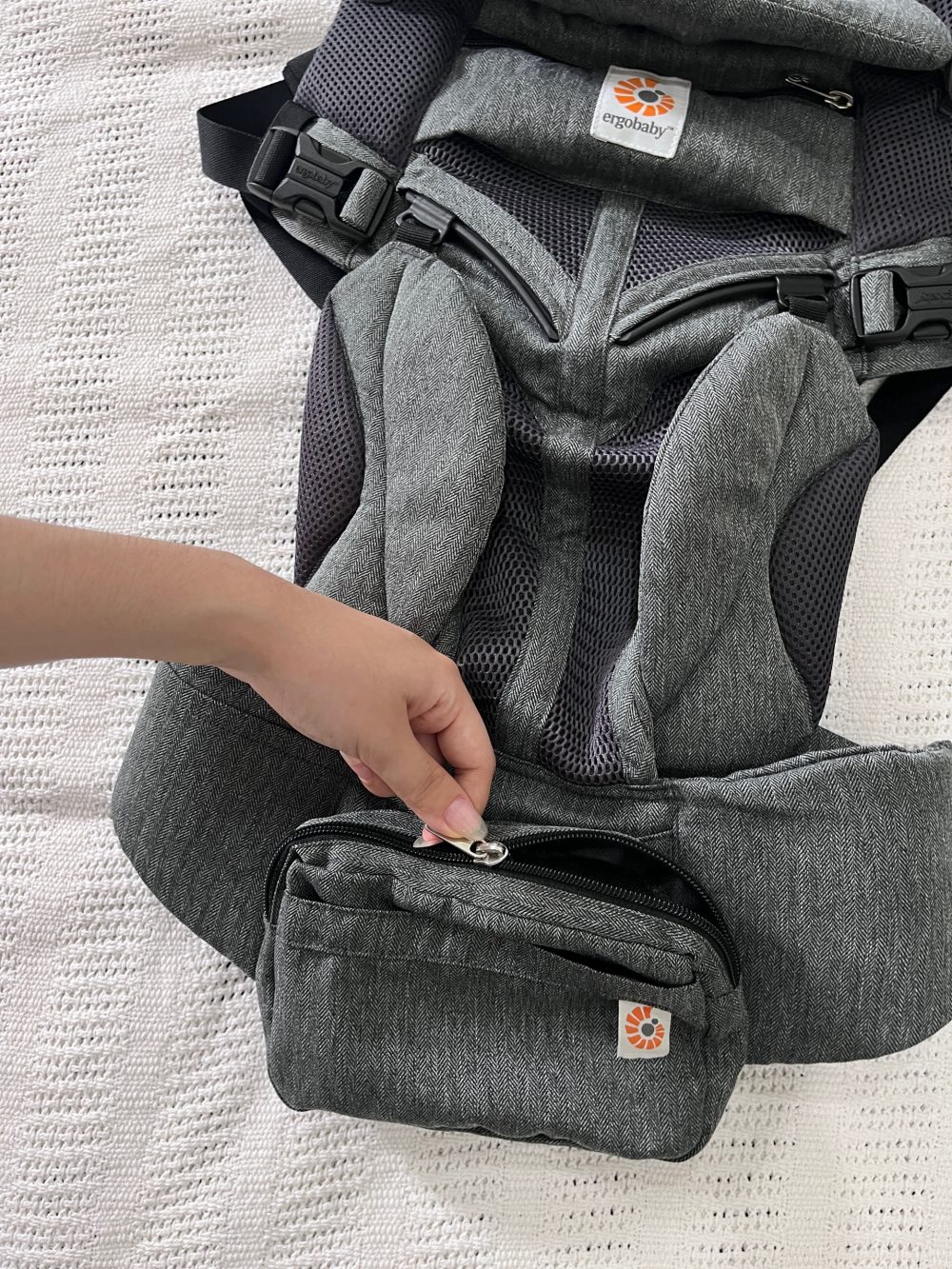 Địu Ergobaby Omni 360 Cool air mesh màu xám (0→4y, tối đa 20kg) tặng kèm yếm địu Mumuv - Ảnh 12