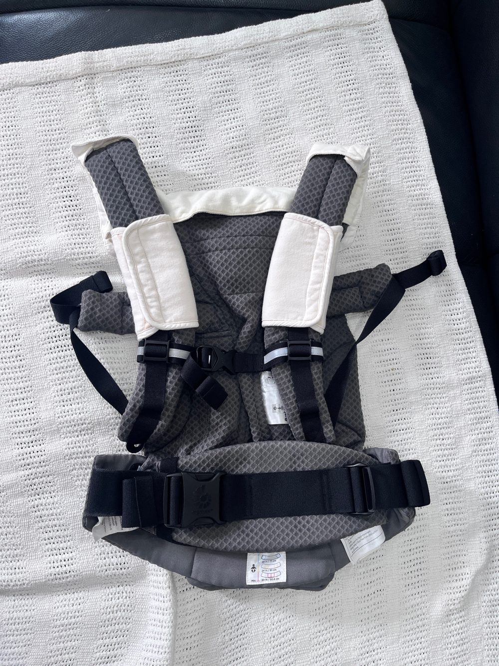 Địu Ergobaby Omni Breeze màu xám (0→4y, tối đa 20kg) tặng kèm yếm địu Ergobaby - Ảnh 32