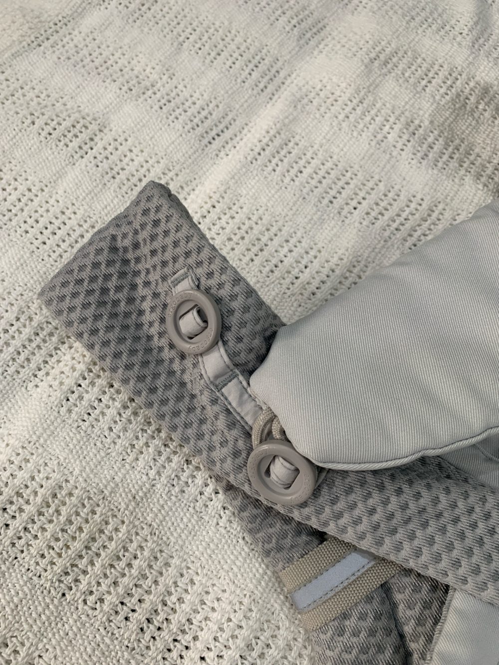 Địu Ergobaby Omni Breeze màu xám - Ảnh 11