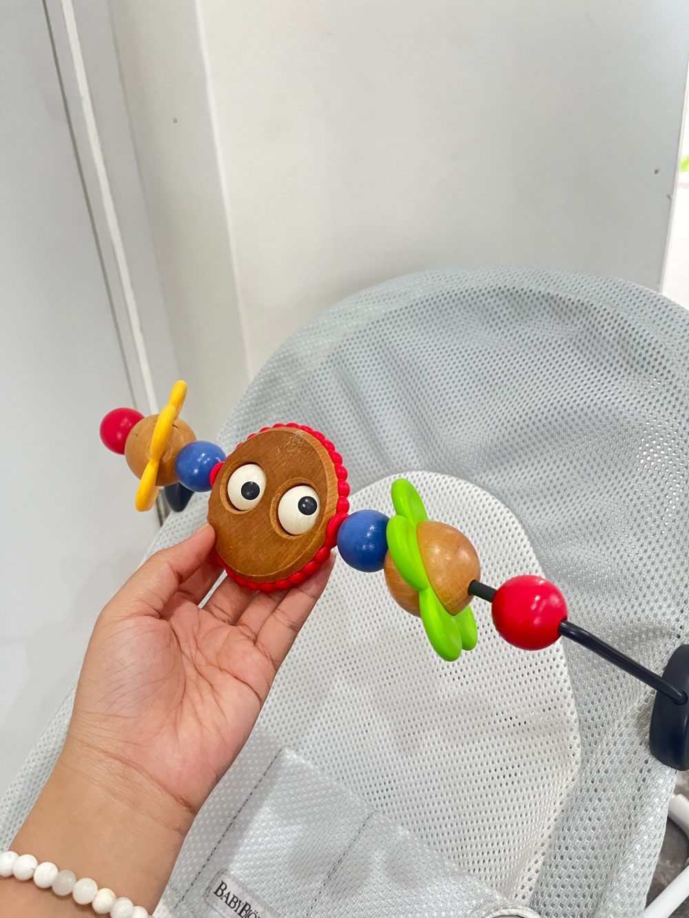 Ghế rung Baby Bjorn vải lưới mesh (kèm thanh đồ chơi, còn túi đựng) - Ảnh 7