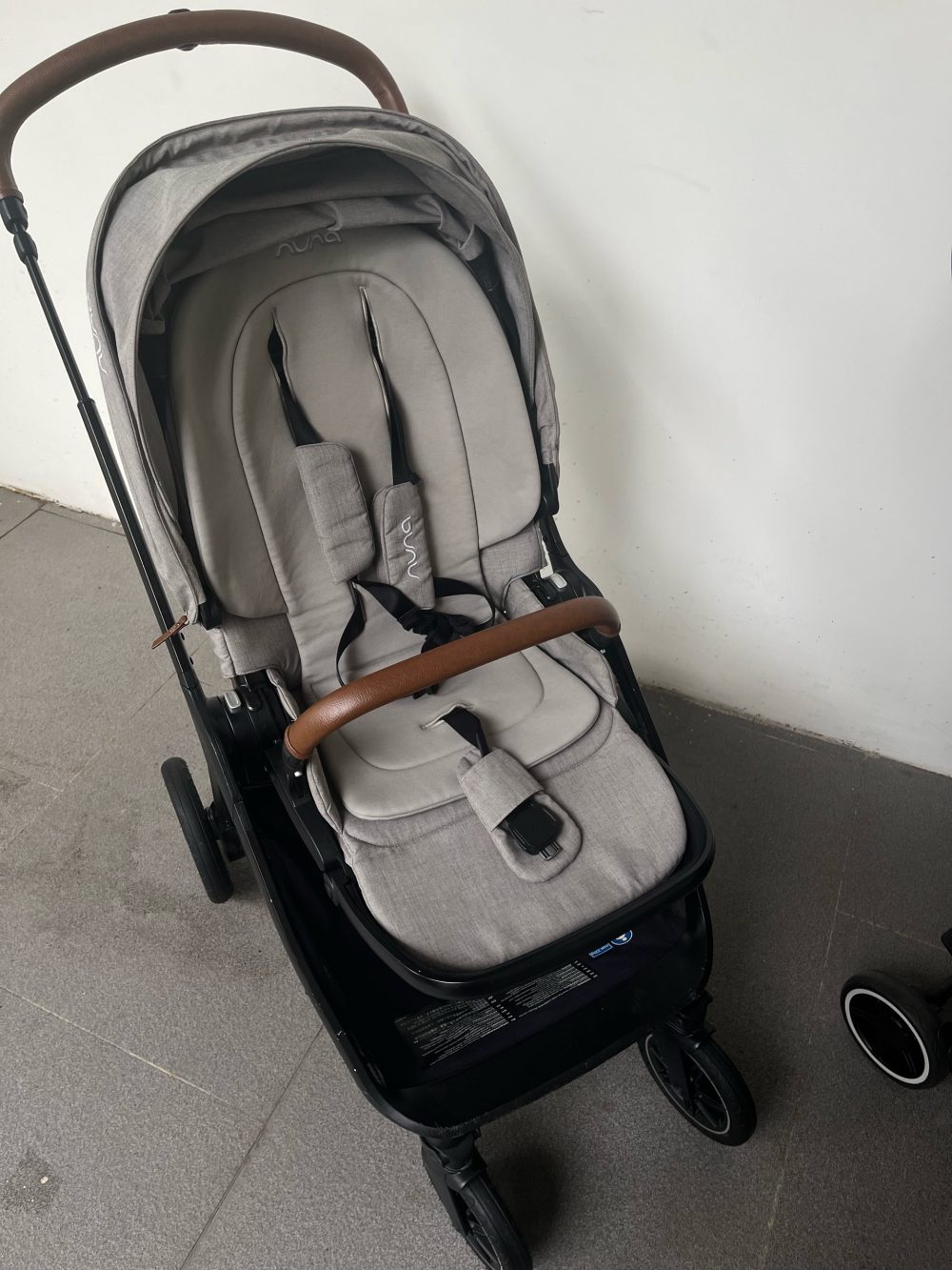 Xe đẩy Nuna triv next (màu xám) - cho bé 0-22kg - Ảnh 15