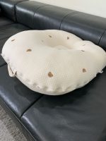Gối chống trào ngược Rototo bebe cotton lụa hoạ tiết gấu màu be - Ảnh 5