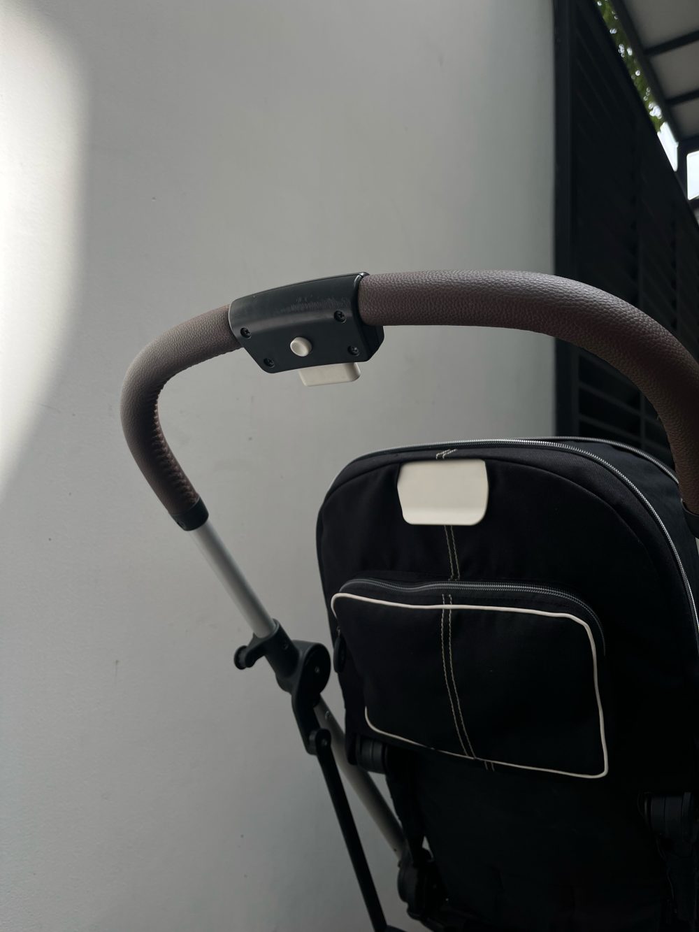 Xe Đẩy Cybex 2 Chiều Eezy S Twist+2 màu magic black ( size: 0m->4m, tối đa 22kg) - Ảnh 2