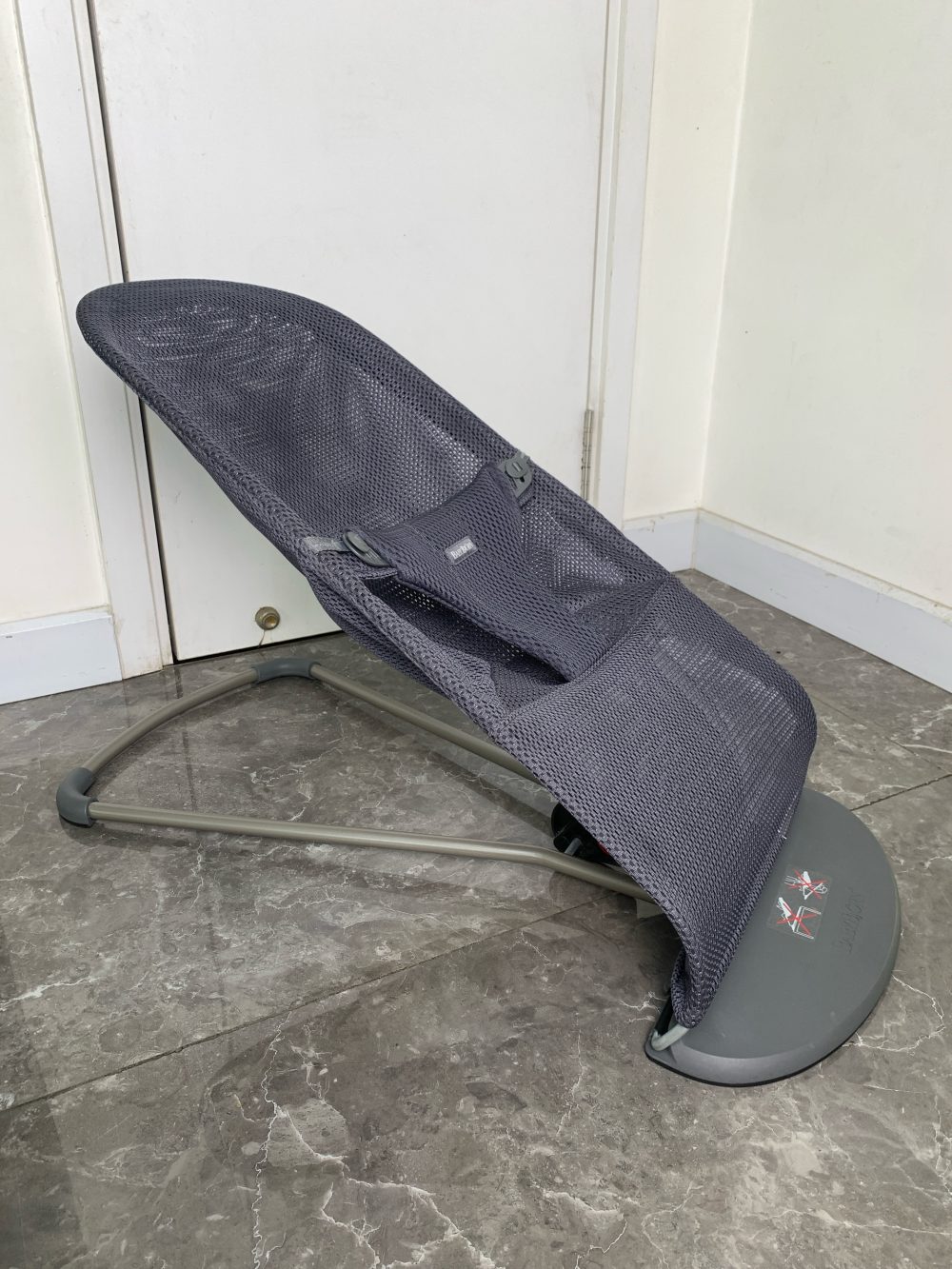 Ghế rung Baby Bjorn Bouncer Bliss màu dark grey frame anthracite mesh (new 100%) - Ảnh 3